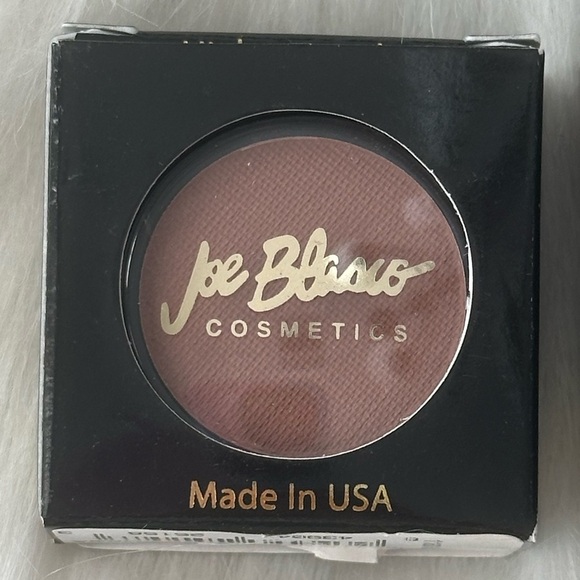Mesa Matte Eyeshadow - Joe Blasco Cosmetics – New in Box - Picture 2 of 4